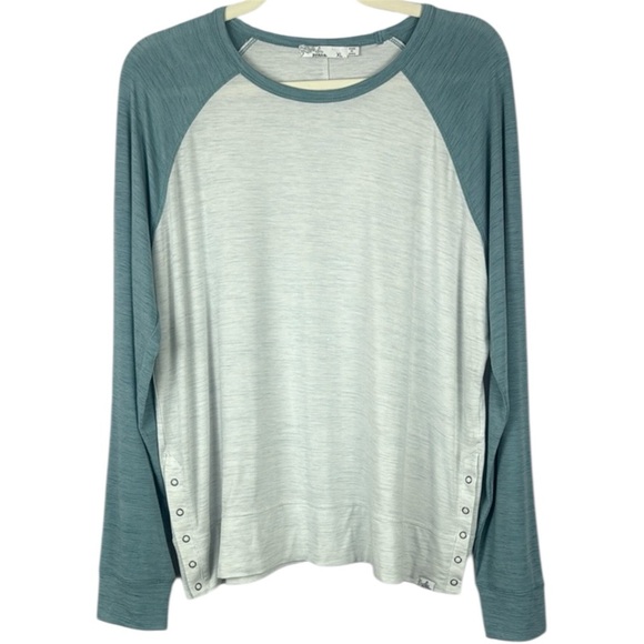 Prana Sol Protect Baseball Style White Blue Long Sleeves Top Size XL - Picture 1 of 9
